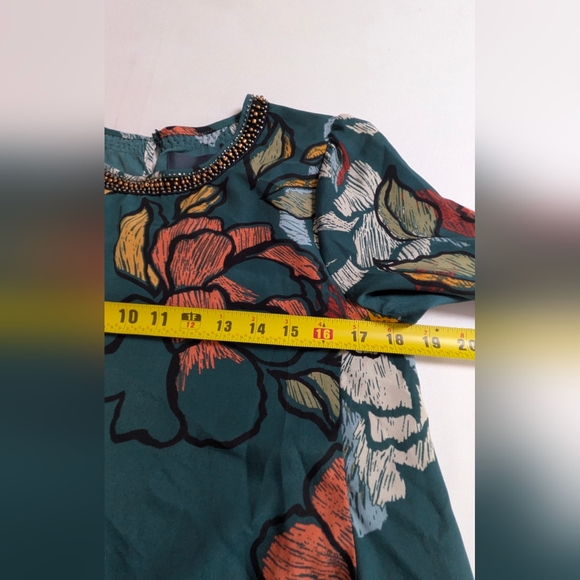 Maeve Anthropologie Mini Dress Green Peonies 3/4 Sleeve Small Beaded Neck Sz PS - Picture 11 of 14